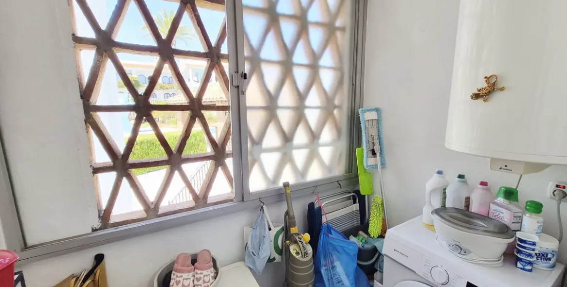 Venta de apartamento en planta media en Riviera del Sol 13