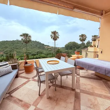 Venta de apartamento en planta baja en Casares Playa