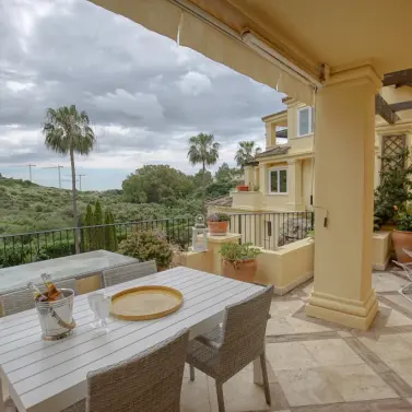 Venta de apartamento en planta baja en Casares Playa
