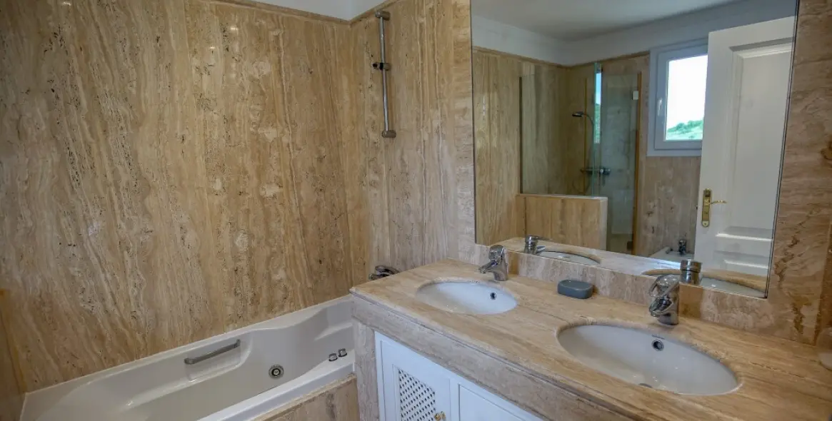 Venta de apartamento en planta baja en Casares Playa 10