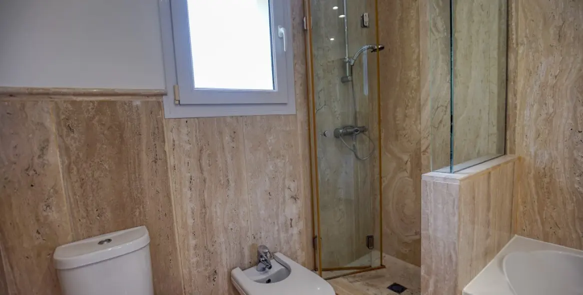 Venta de apartamento en planta baja en Casares Playa 18
