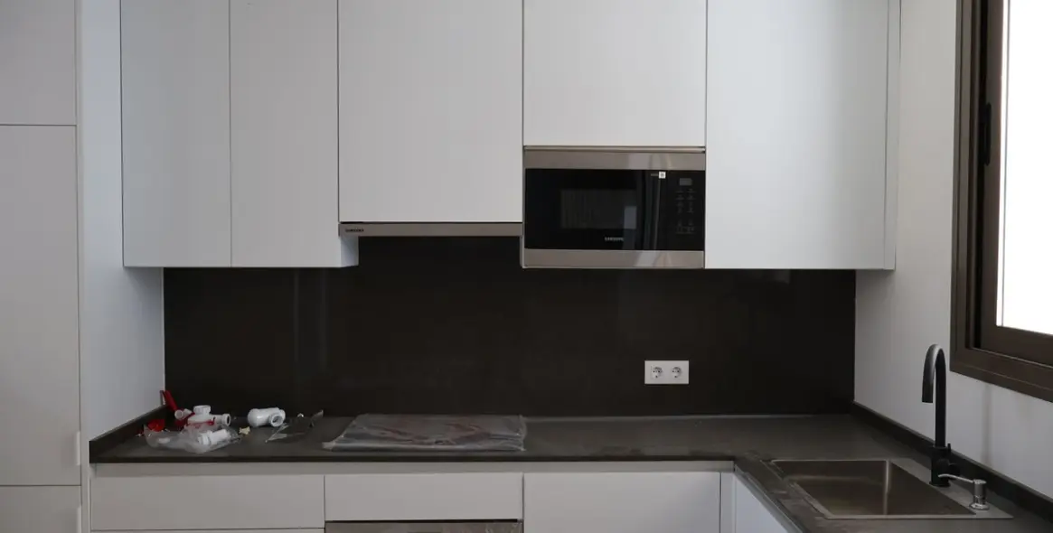 Venta de apartamento en planta baja en Estepona 4