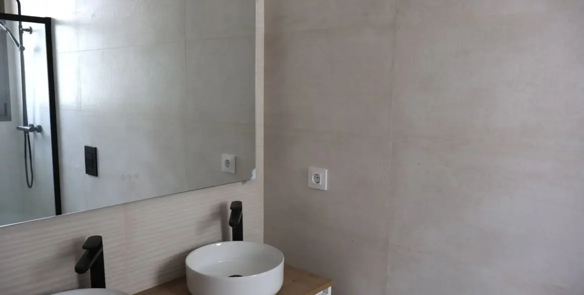 Venta de apartamento en planta baja en Estepona 12