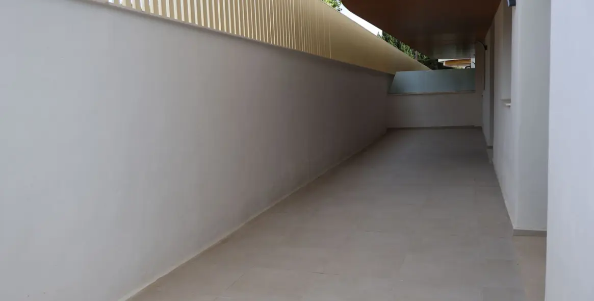 Venta de apartamento en planta baja en Estepona 14