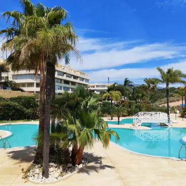 Venta de apartamento en planta media en Mijas Costa