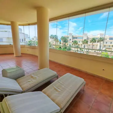 Venta de apartamento en planta media en Mijas Costa