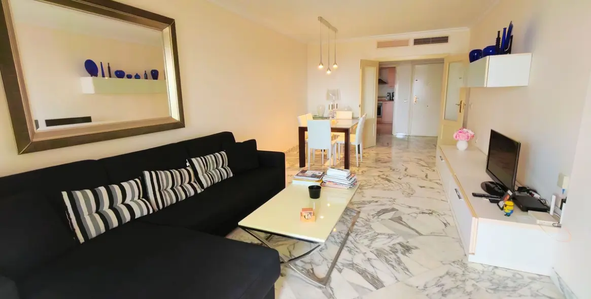 Venta de apartamento en planta media en Mijas Costa 5