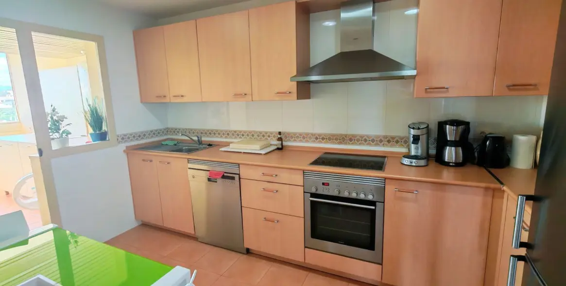 Venta de apartamento en planta media en Mijas Costa 14