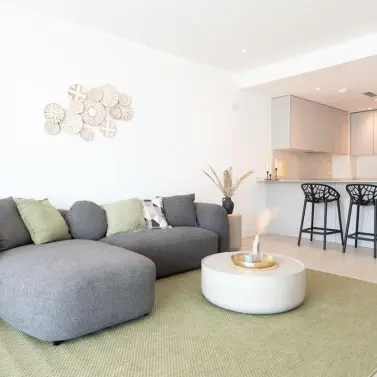 Venta de apartamento en planta media en Higueron
