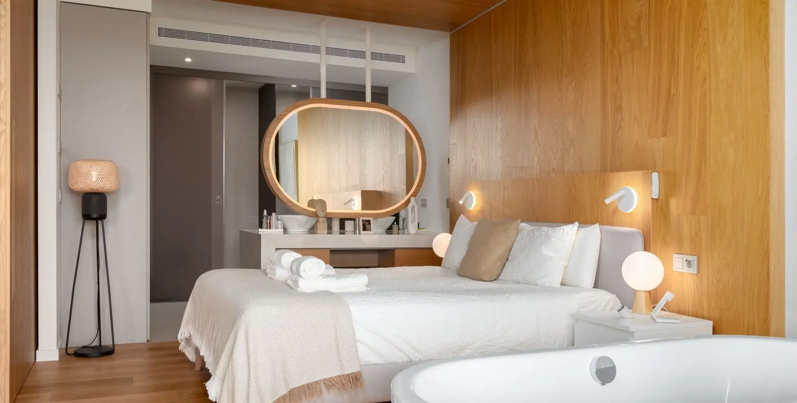 Venta de apartamento en planta media en Higueron 9