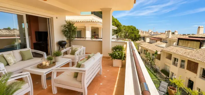 Venta de apartamento en planta media en Sierra Blanca 4
