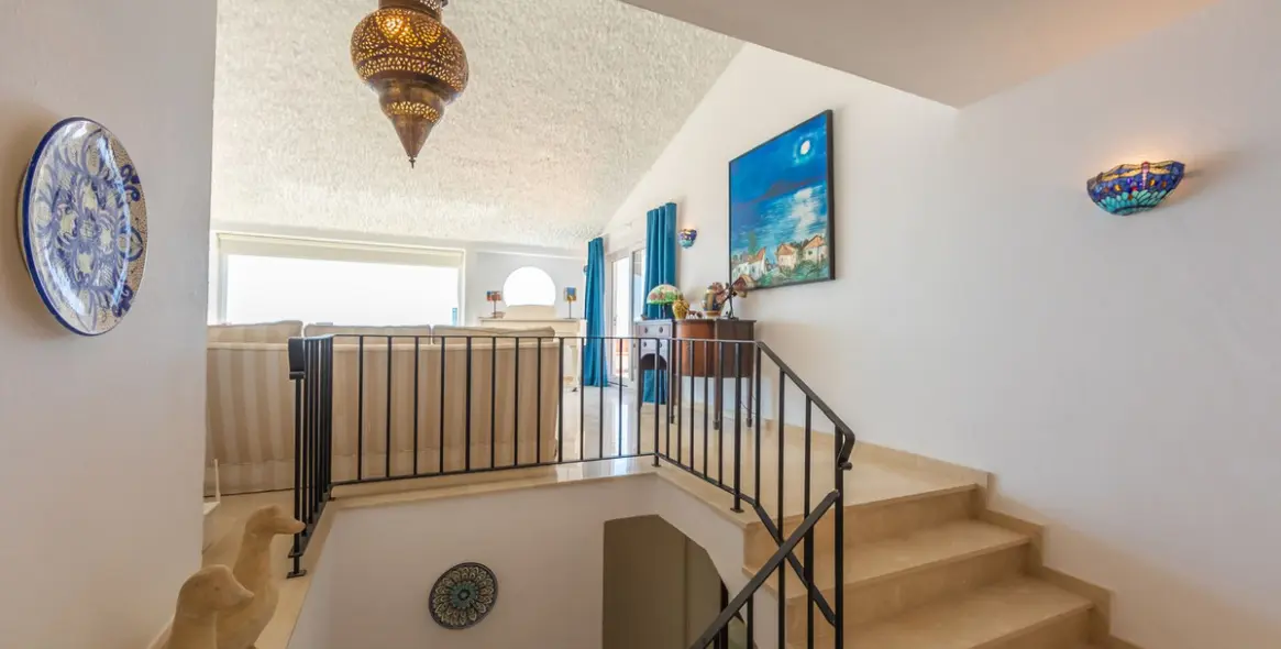 Venta de villa independiente en Estepona 20
