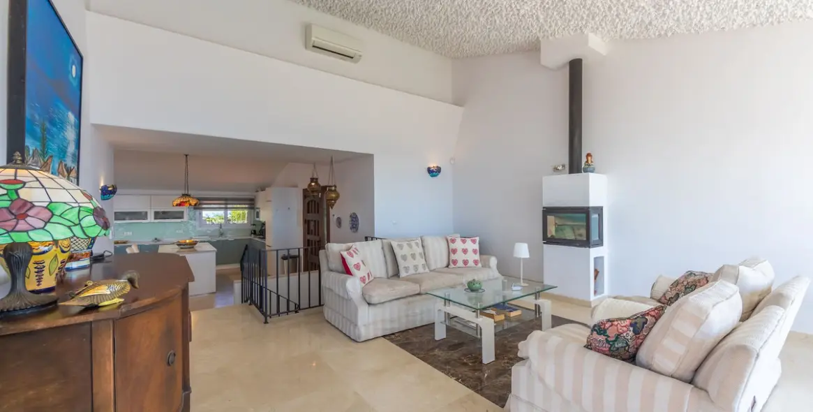 Venta de villa independiente en Estepona 30