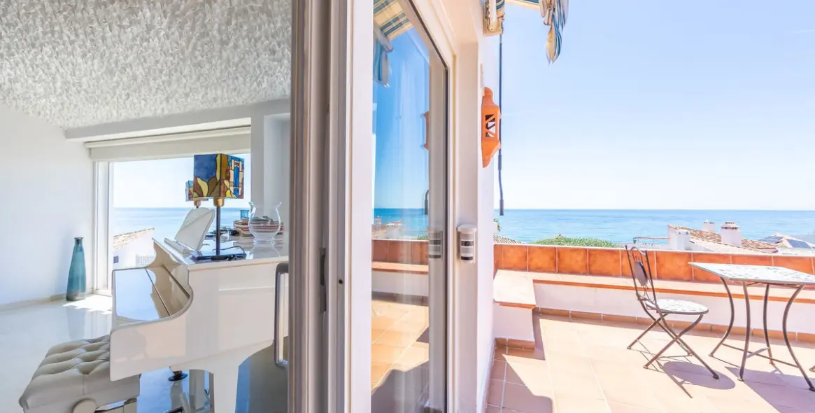 Venta de villa independiente en Estepona 33