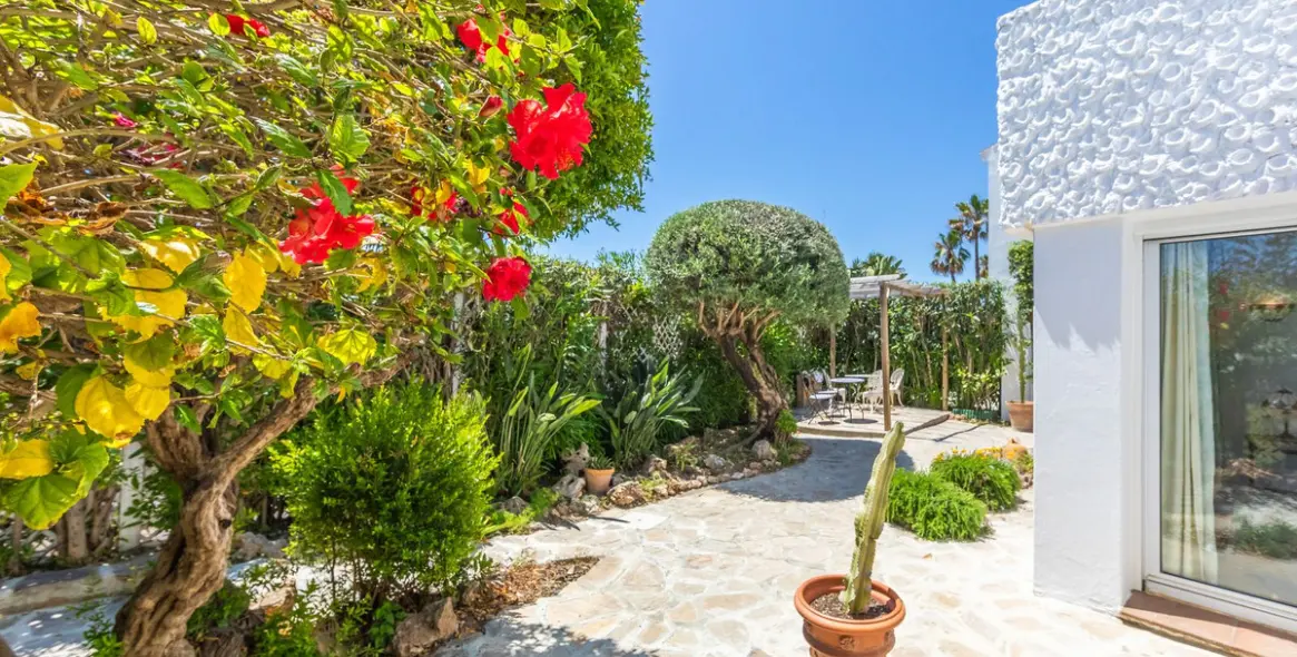 Venta de villa independiente en Estepona 44