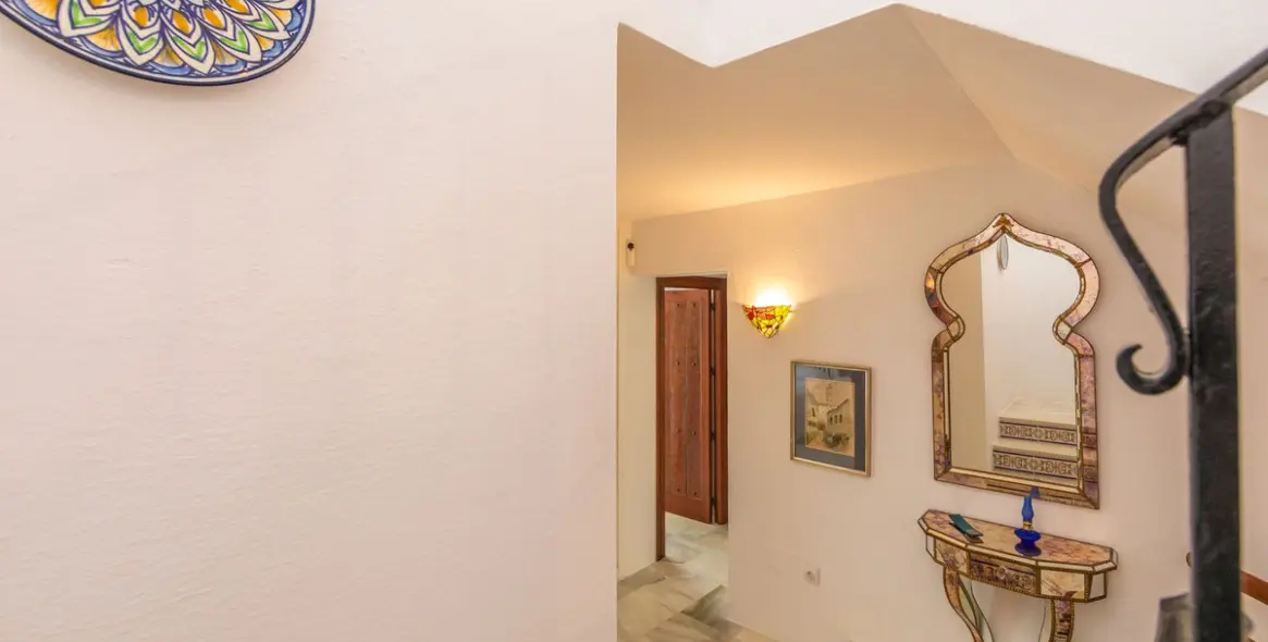 Venta de villa independiente en Estepona 45
