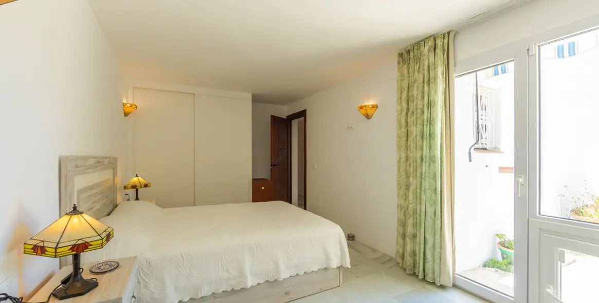 Venta de villa independiente en Estepona 52
