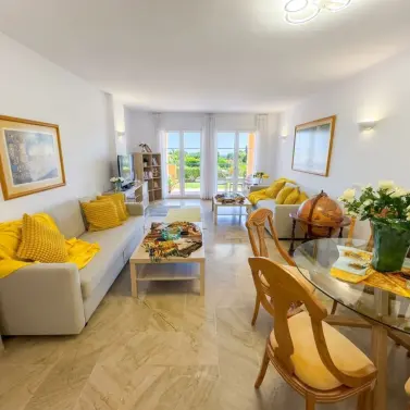 Long-term rent of middle floor apartment in Marbella