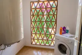 Image 6 thumb