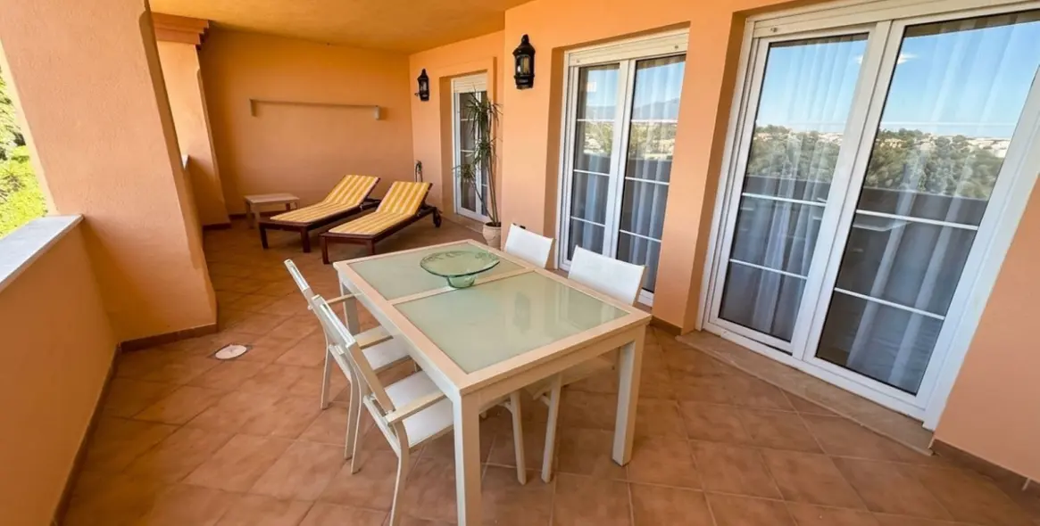 Long-term rent of middle floor apartment in Marbella 15