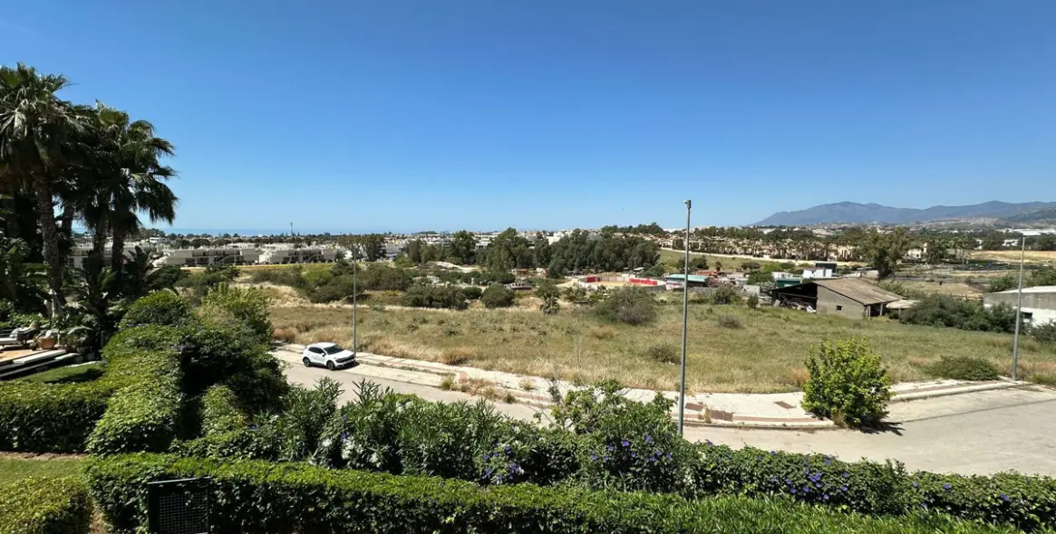 Long-term rent of middle floor apartment in Marbella 16