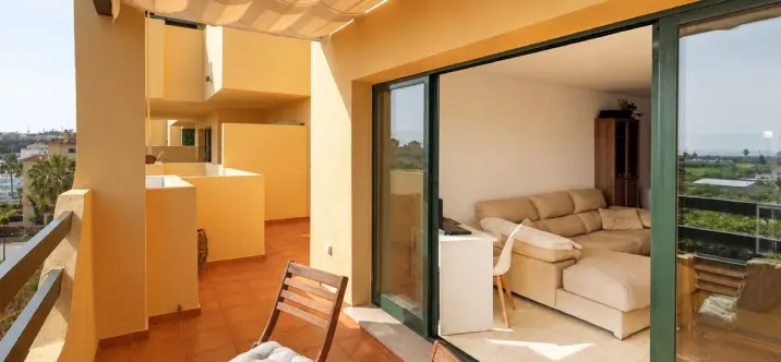 Venta de ático dúplex en Selwo 3