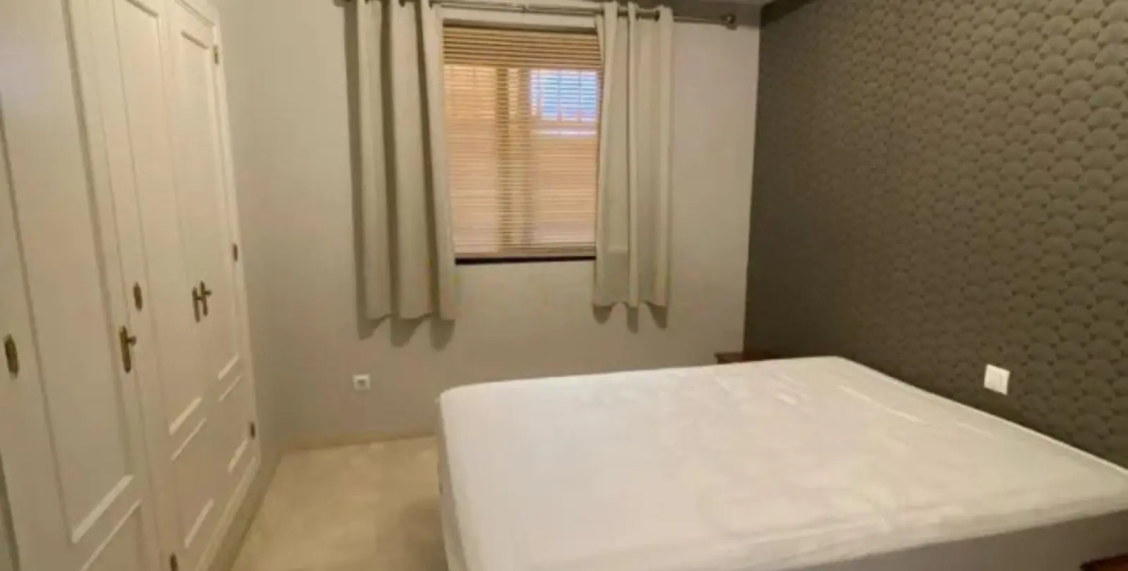 Sale of penthouse duplex in Estepona 15