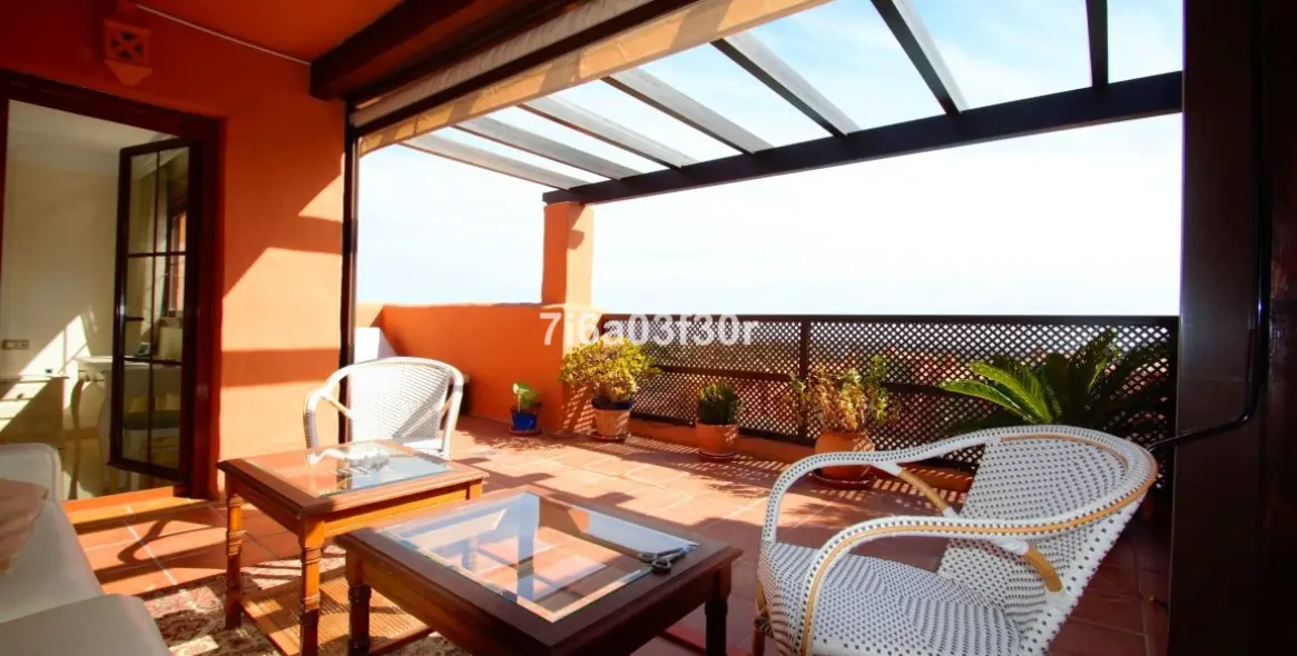 Short-term rent of penthouse in Benahavís 2