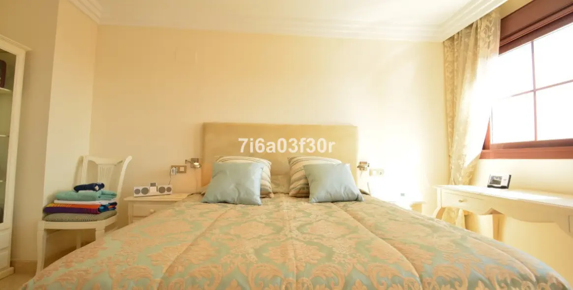 Short-term rent of penthouse in Benahavís 10