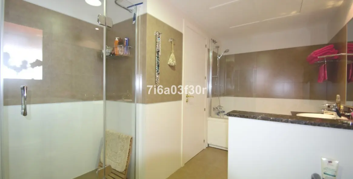 Short-term rent of penthouse in Benahavís 15