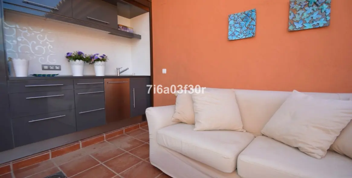 Short-term rent of penthouse in Benahavís 17