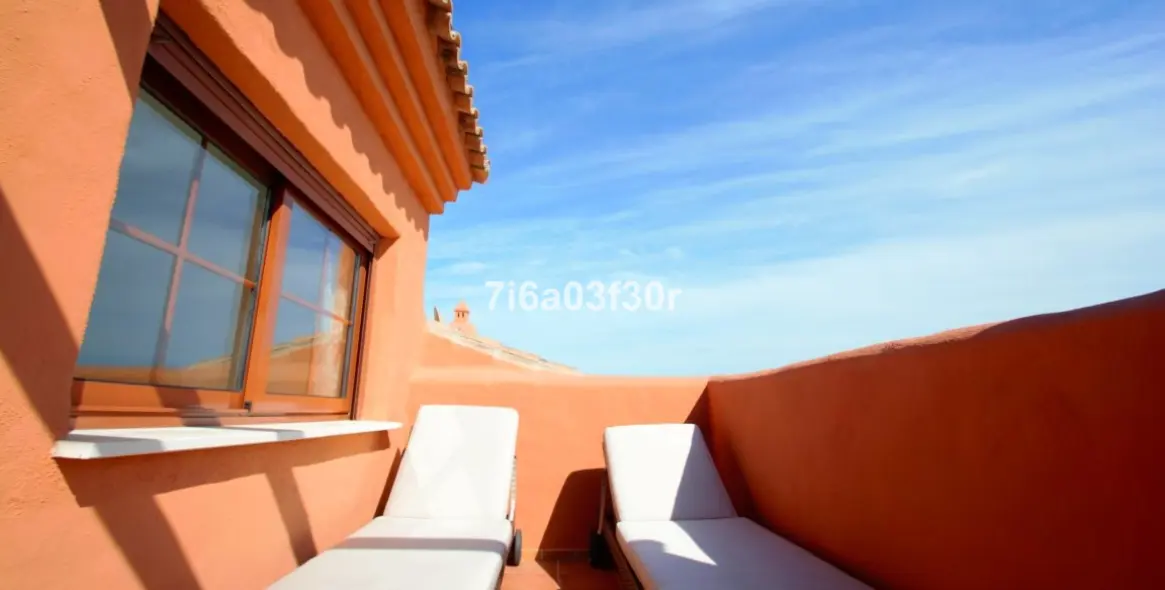 Short-term rent of penthouse in Benahavís 25