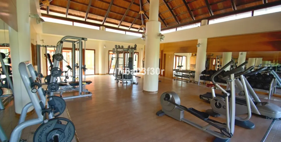Short-term rent of penthouse in Benahavís 31
