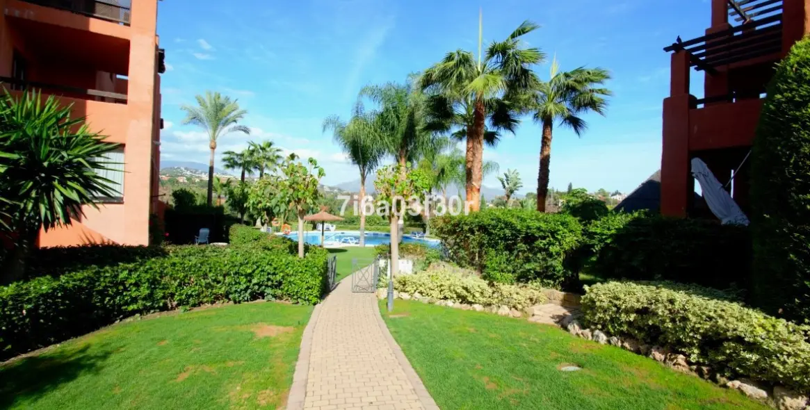 Short-term rent of penthouse in Benahavís 33