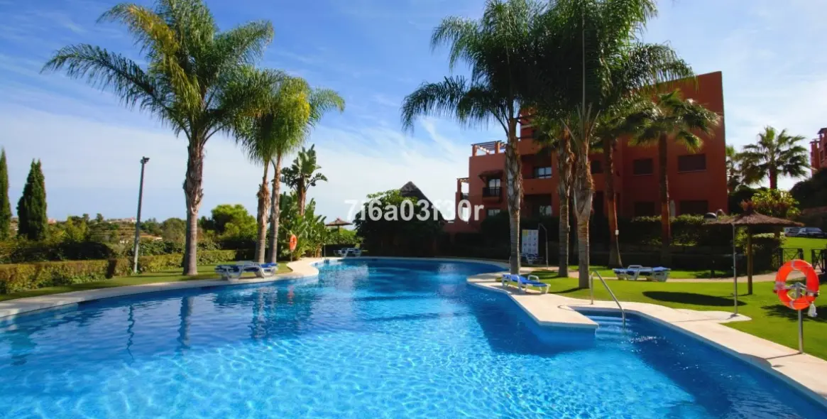 Short-term rent of penthouse in Benahavís 35