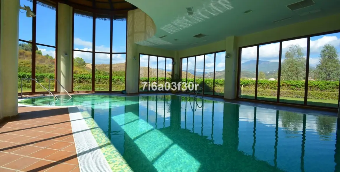 Short-term rent of penthouse in Benahavís 37