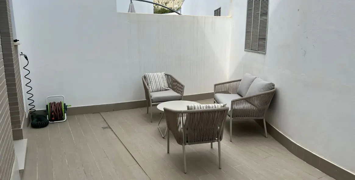 Long-term rent of townhouse in Cancelada 16