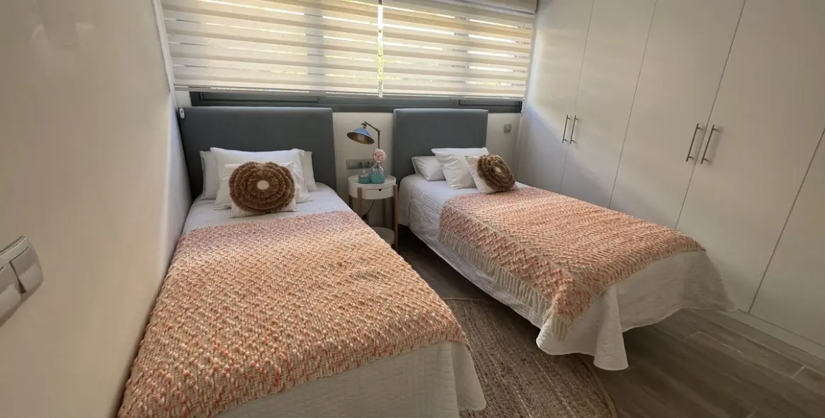 Long-term rent of townhouse in Cancelada 18
