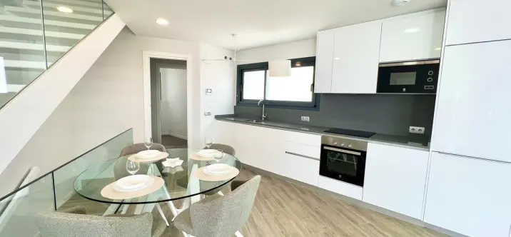 Long-term rent of townhouse in Cancelada 0