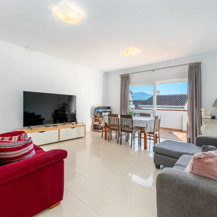 Sale of townhouse in Coín