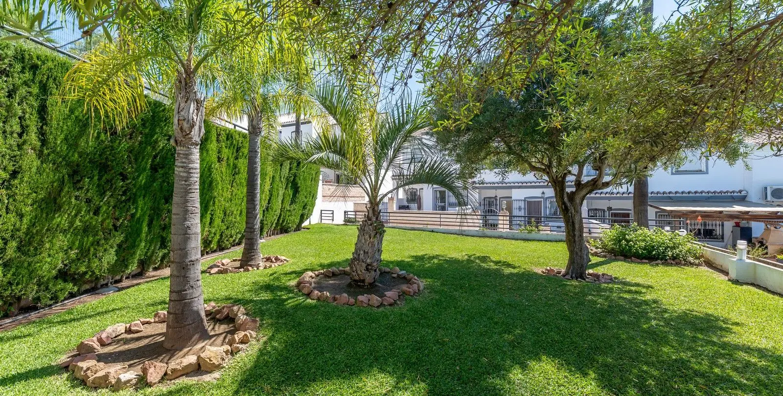 Venta de adosado en Coín 30