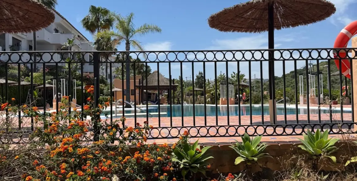 Venta de apartamento en planta baja en Manilva 1