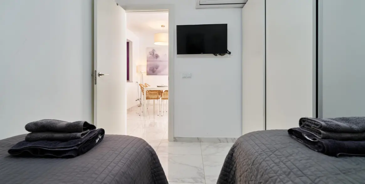 Sale of middle floor apartment in Marbella 17