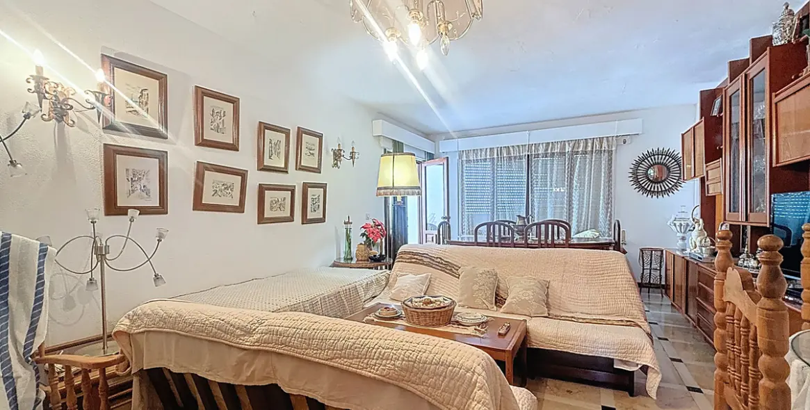 Продажа апартаментов на среднем этаже в Estepona 5