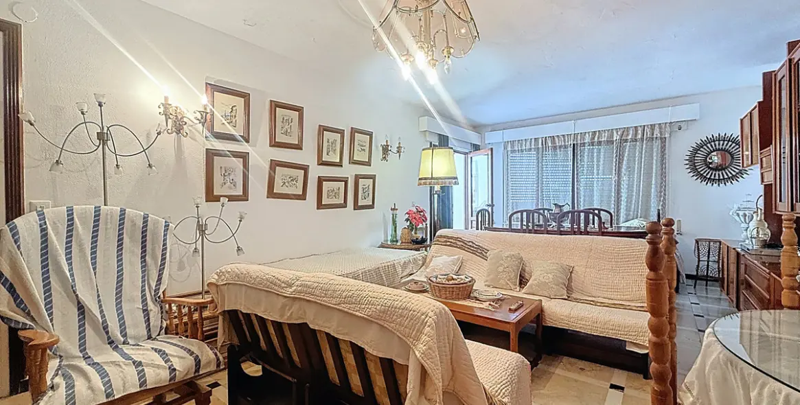 Продажа апартаментов на среднем этаже в Estepona 6