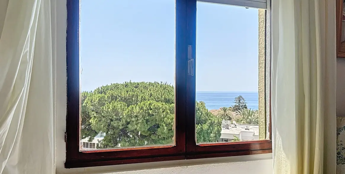 Продажа апартаментов на среднем этаже в Estepona 20