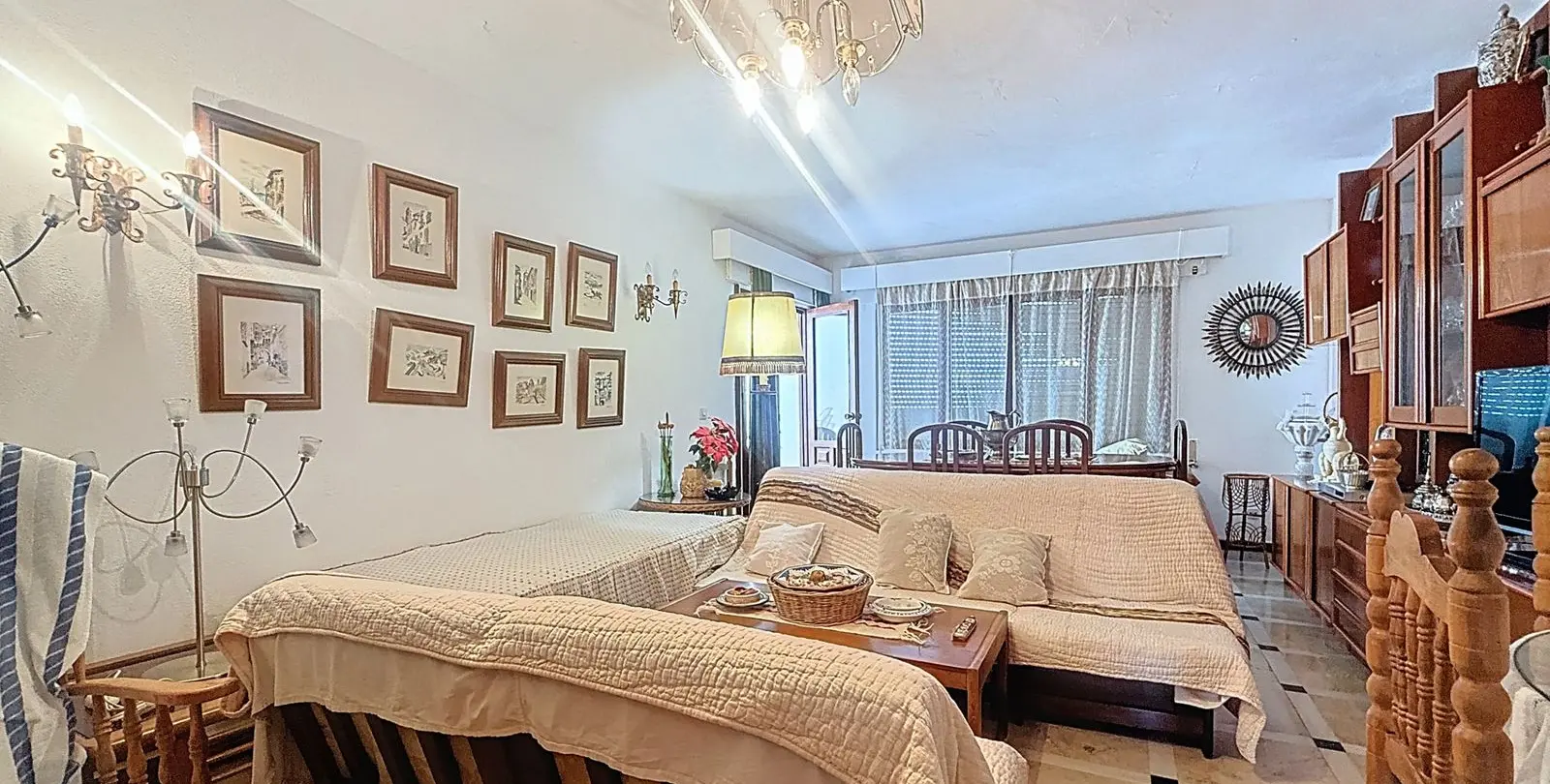 Продажа апартаментов на среднем этаже в Estepona 5