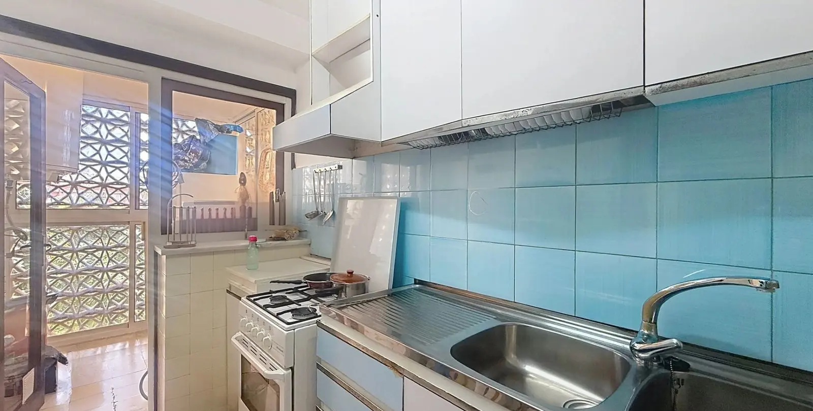 Продажа апартаментов на среднем этаже в Estepona 13