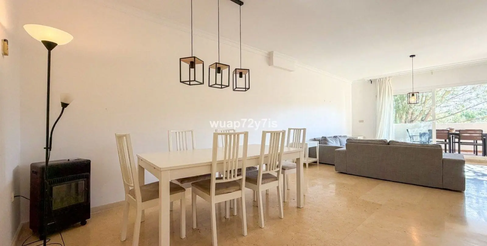 Продажа апартаментов на среднем этаже в Elviria 4