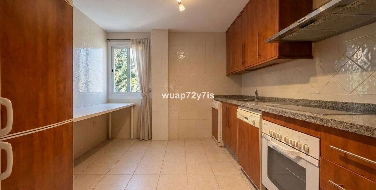 Продажа апартаментов на среднем этаже в Elviria 5